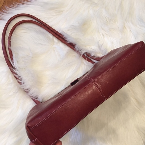 2000s WILSONS LEATHER PURSE